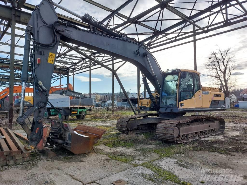 Volvo EC 250 D L Paletli ekskavatörler