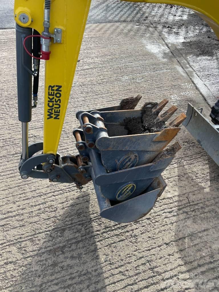 Wacker Neuson 803 Mini ekskavatörler, 7 tona dek