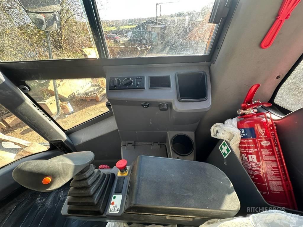 Hamm HC 130i Tek tamburlu silindirler