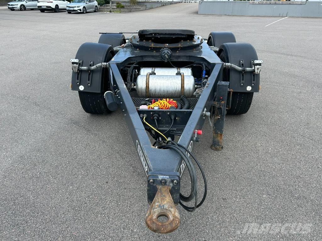 Tyllis Dolly, EGD34J Doliler
