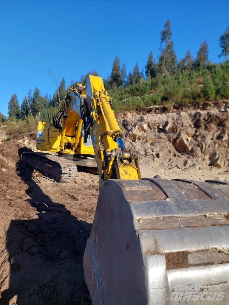 Komatsu PC 228 LC-3 Paletli ekskavatörler