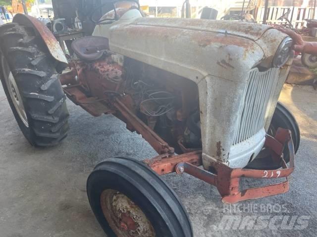 Ford 800 Traktörler