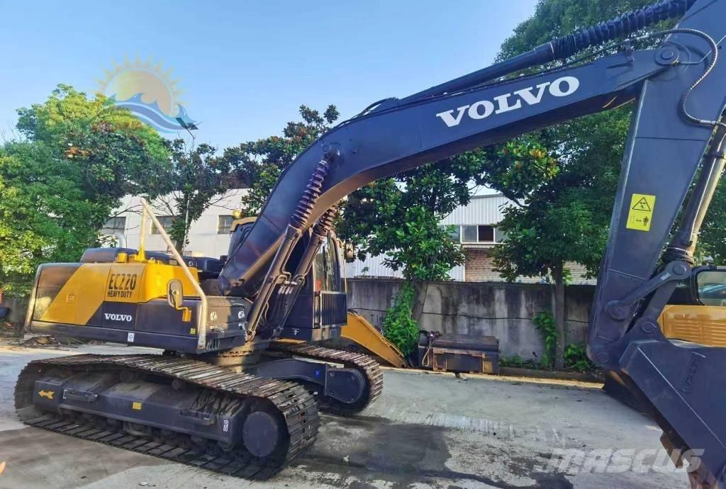 Volvo ec220 Paletli ekskavatörler