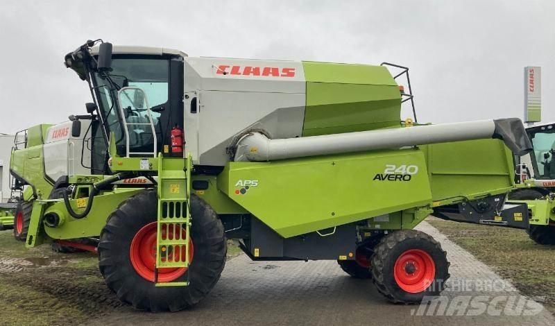 CLAAS AVERO 240 Biçerdöverler