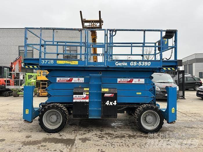 Genie GS5390 RT Makasli platformlar