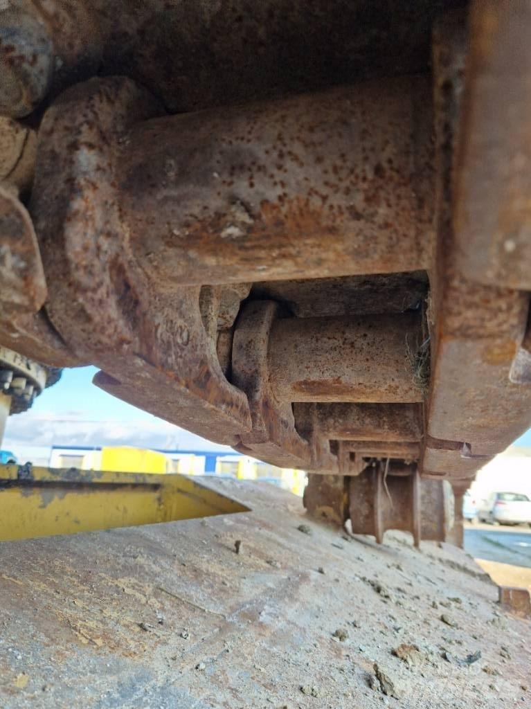 Demag H65 Paletli ekskavatörler