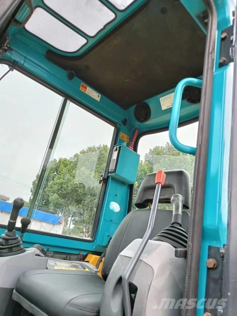 Kubota 155 Paletli ekskavatörler