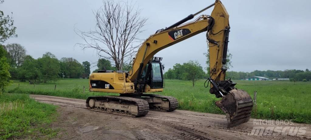 CAT 320 Paletli ekskavatörler