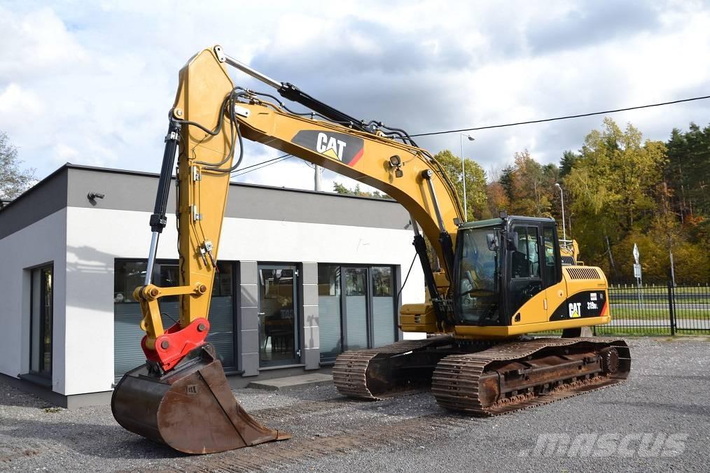 CAT 319 D L Paletli ekskavatörler