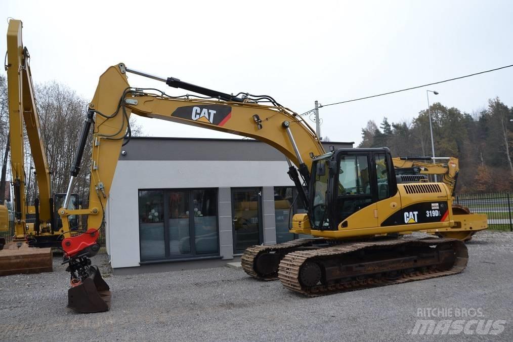 CAT 319 D L Paletli ekskavatörler