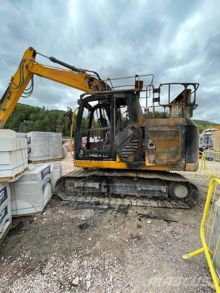 JCB 140 X Paletli ekskavatörler