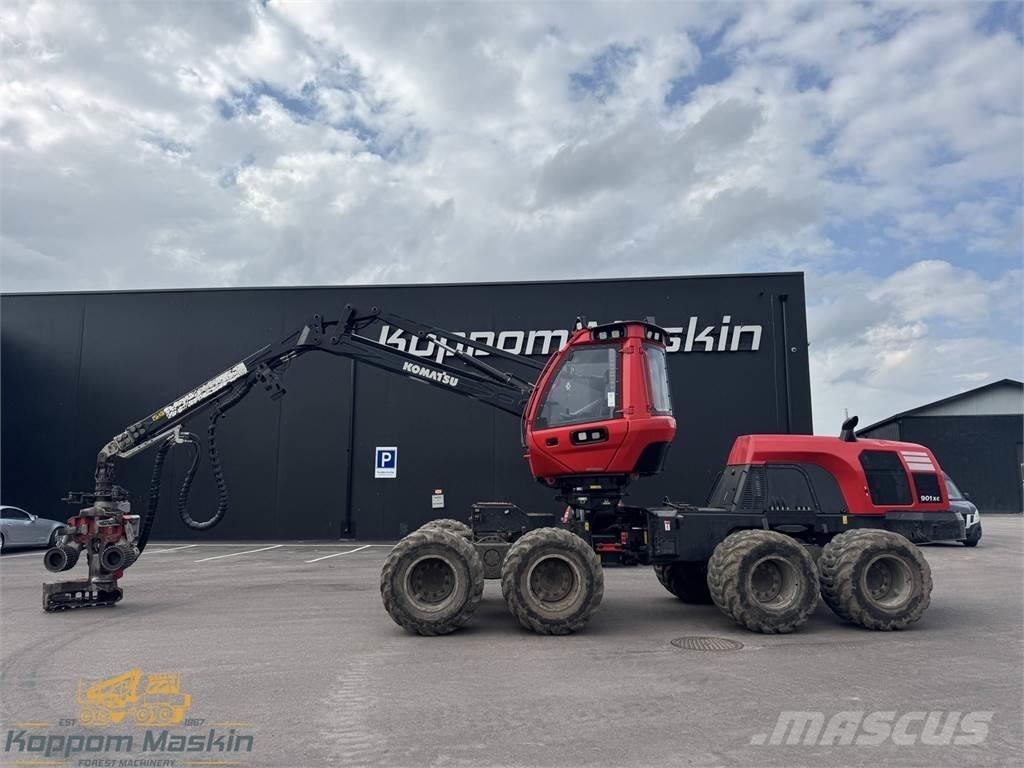 Komatsu 901XC Biçerdöverler