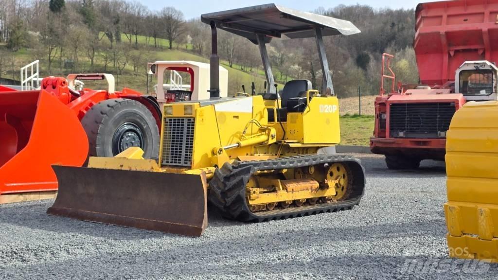 Komatsu D20P-7 Paletli dozerler