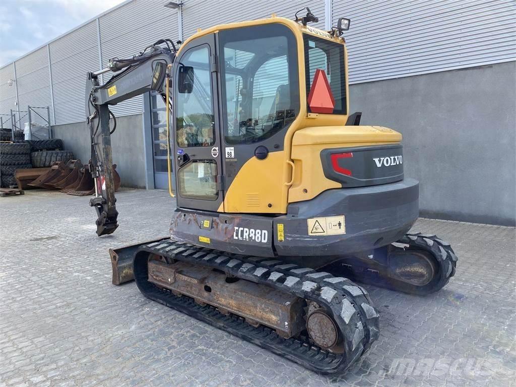 Volvo ECR88 Lastik tekerli ekskavatörler