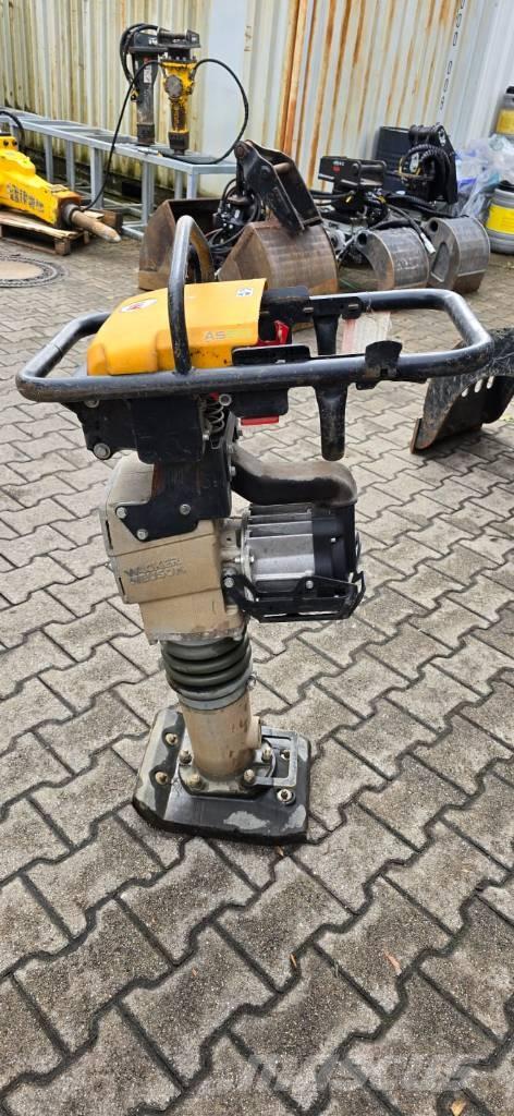 Wacker Neuson AS50e Sıkıştırma tokmakları