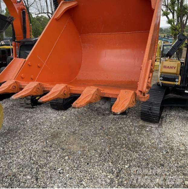 Hitachi ZX200 Paletli ekskavatörler