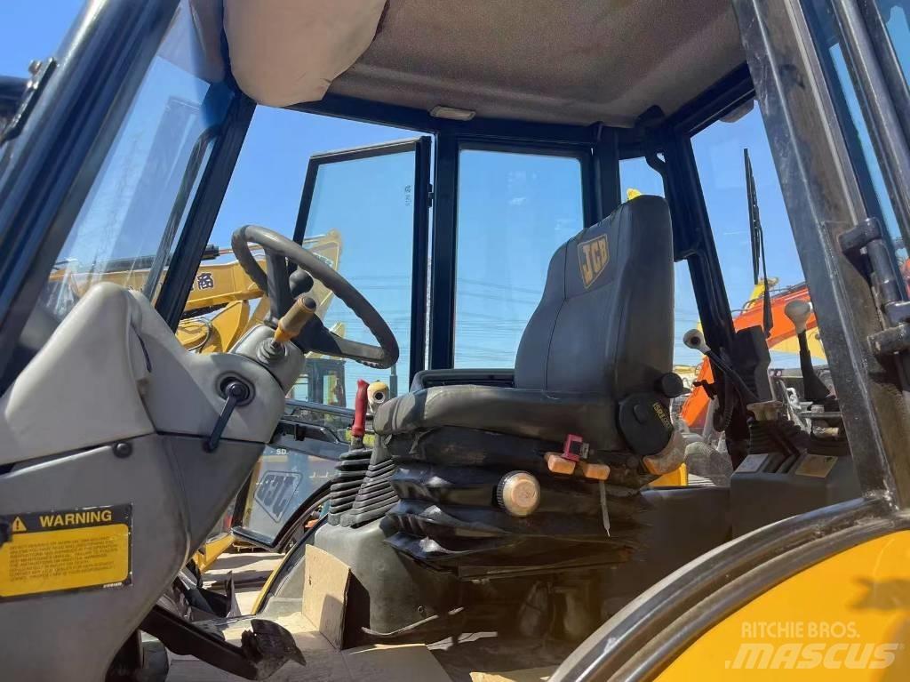 JCB 4 CX Kazıcı yükleyiciler - beko loder