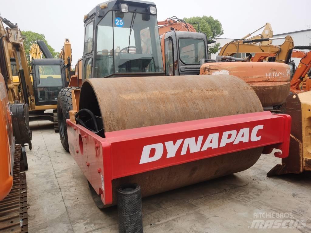 Dynapac CA 25 D Tek tamburlu silindirler