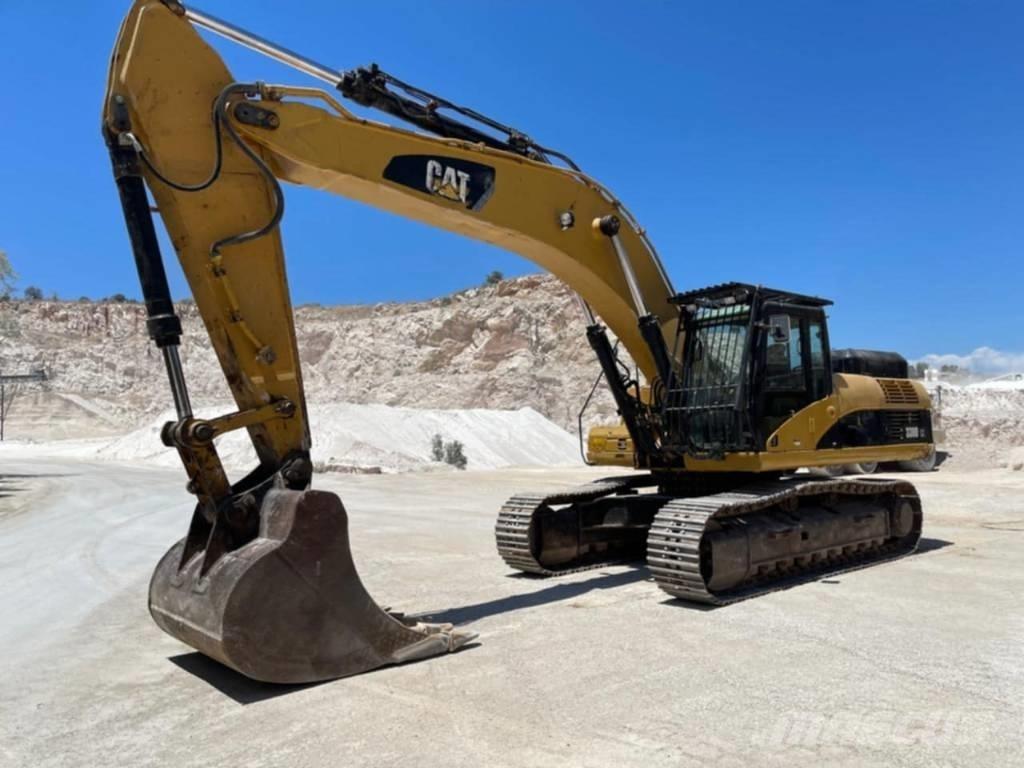 CAT 330 D LN Paletli ekskavatörler