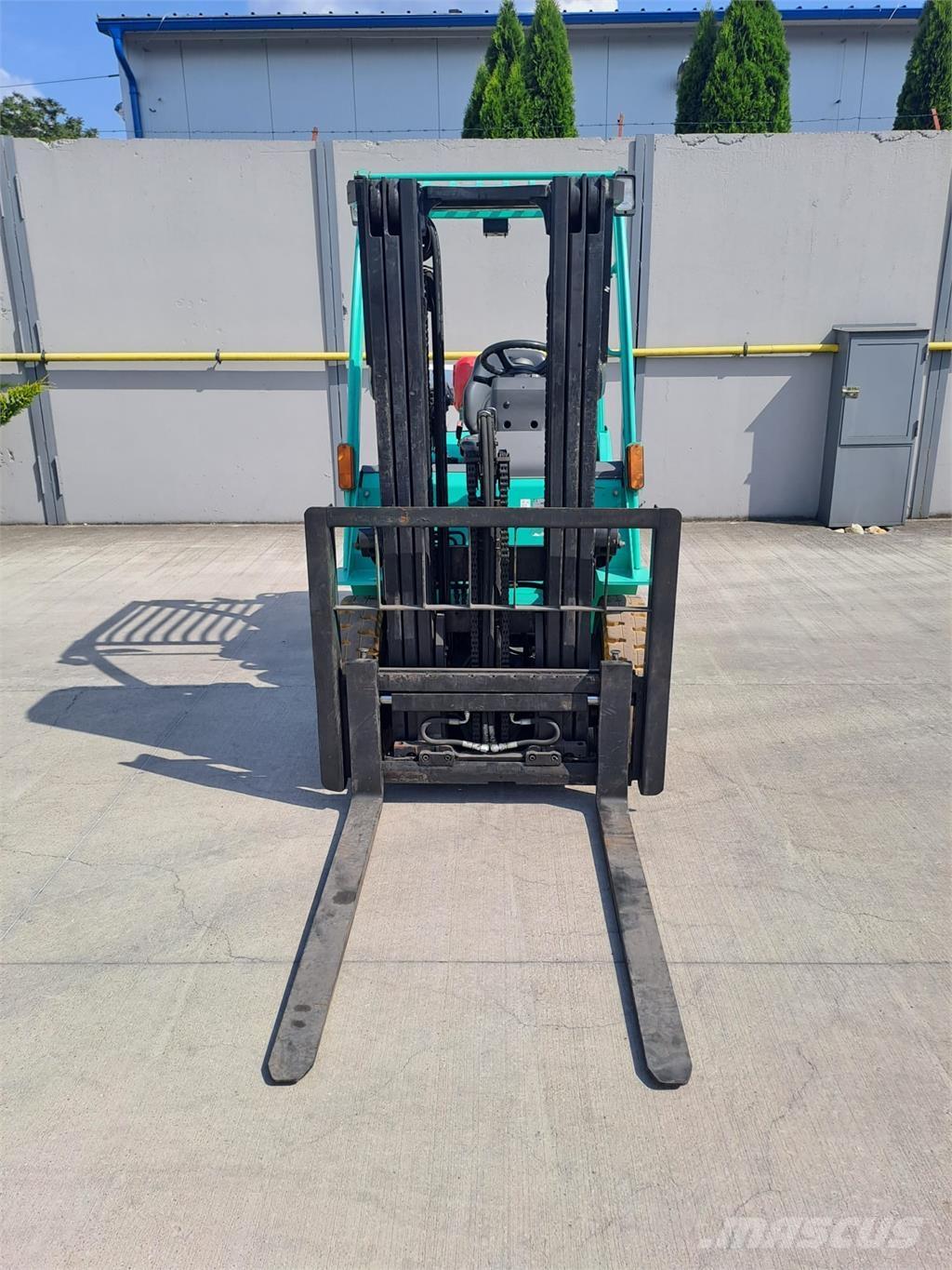 Mitsubishi FG25N LPG'li forkliftler
