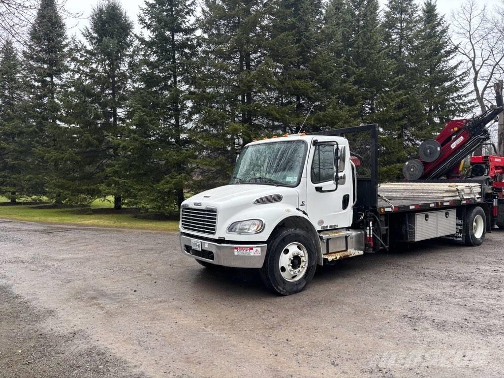 Freightliner M2-106 Paletli vinçler