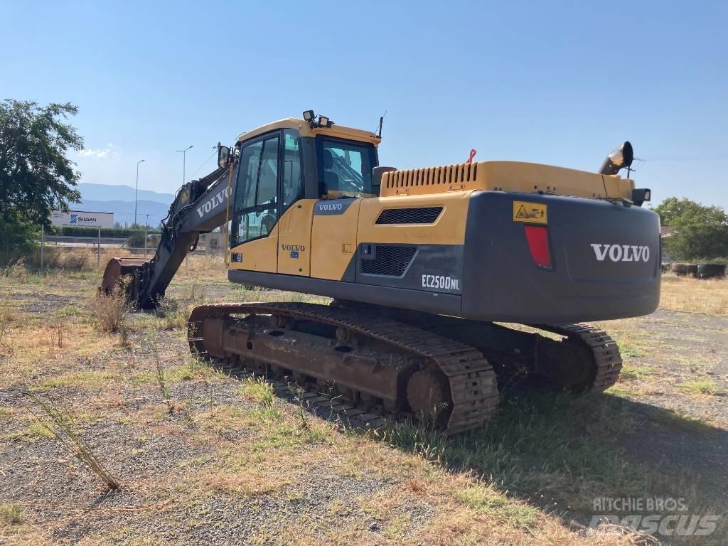 Volvo EC 250 D N L Paletli ekskavatörler