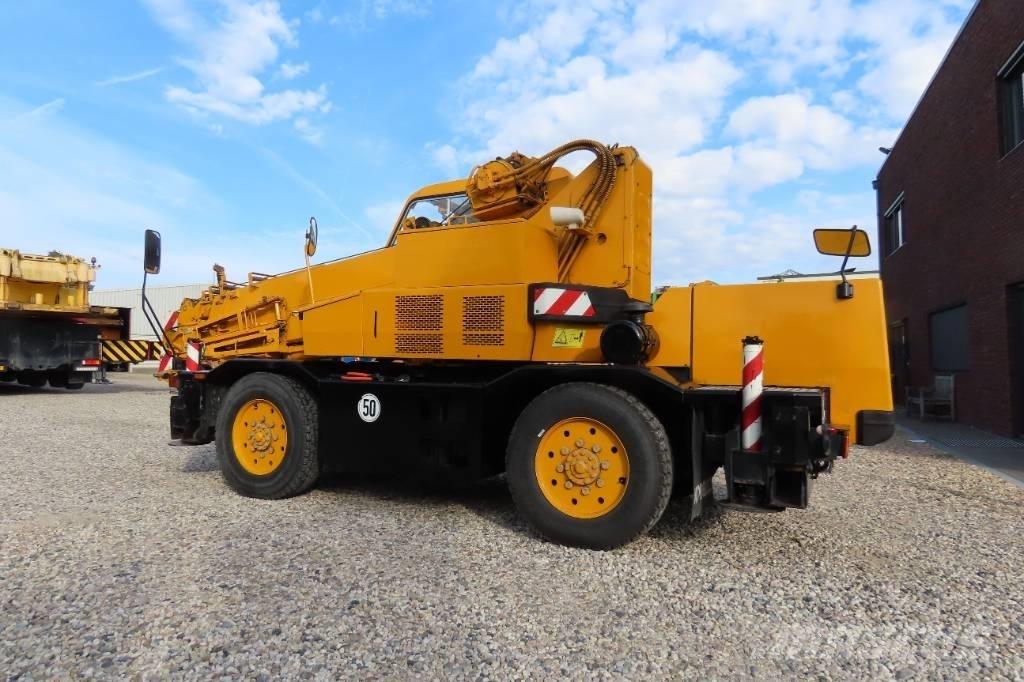 Kobelco RK 70 M2 Arazi Tipi Vinçler (RT)