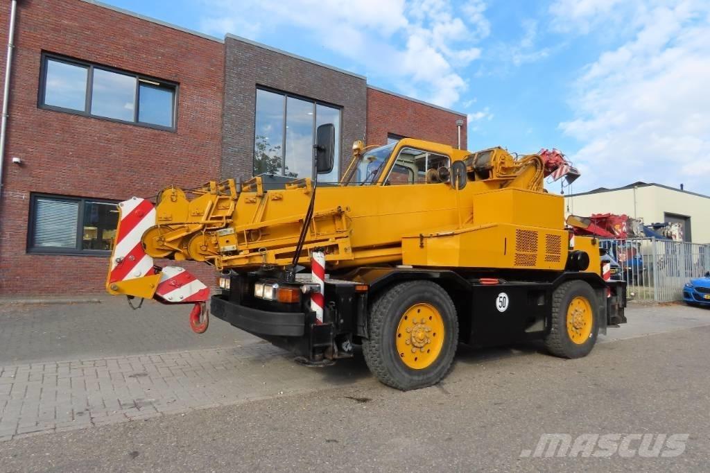 Kobelco RK 70 M2 Arazi Tipi Vinçler (RT)