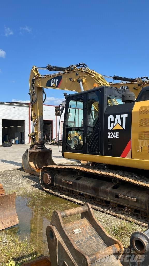 CAT 324 E Paletli ekskavatörler