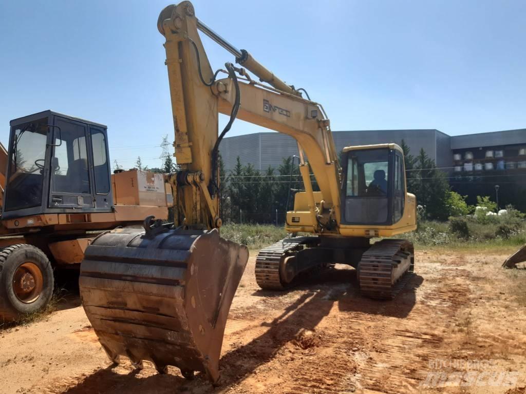 Komatsu PC200EN-6K Paletli ekskavatörler