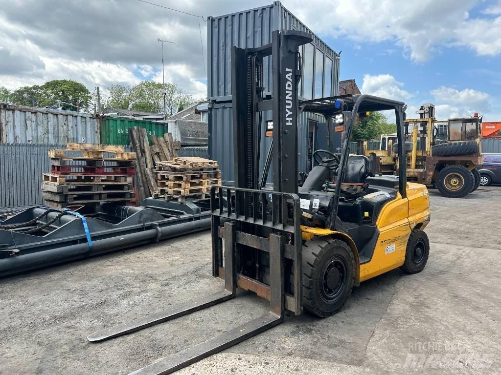 Hyundai 45 D-9 Dizel forkliftler