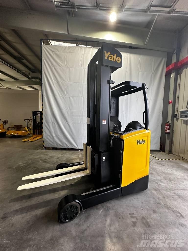 Yale MR16 Reach truck - depo içi istif araçları