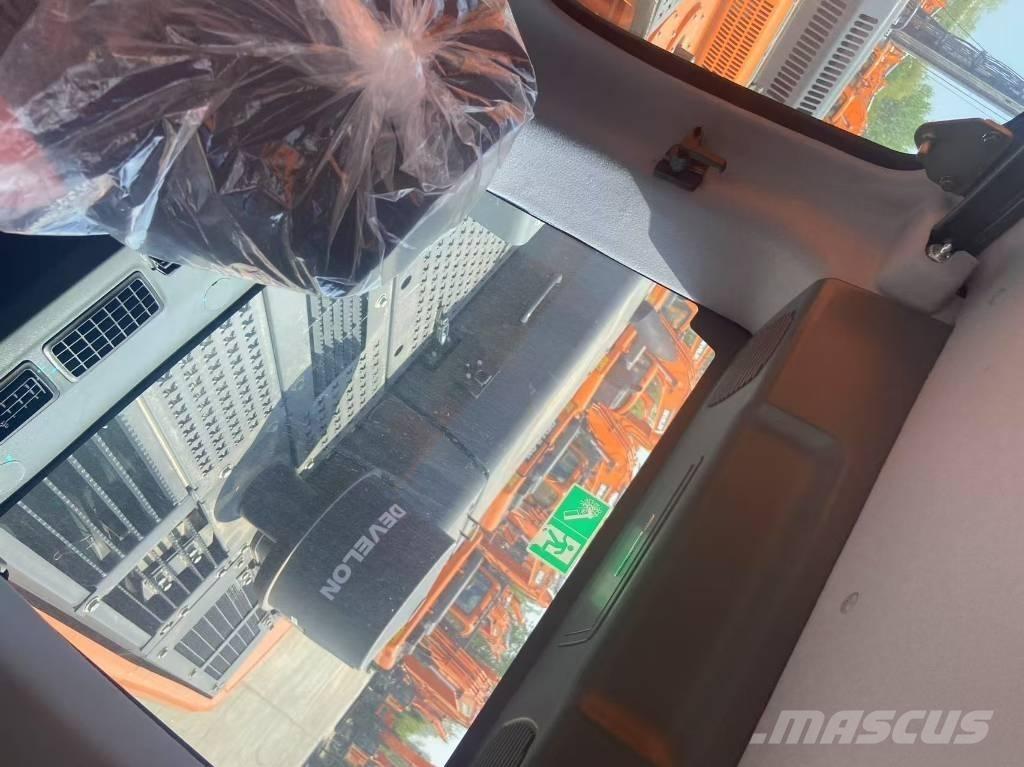 Develon DX 450 Paletli ekskavatörler