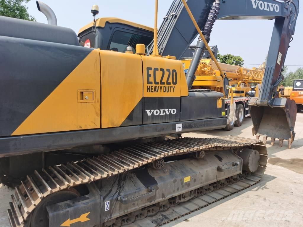 Volvo EC 220 Paletli ekskavatörler