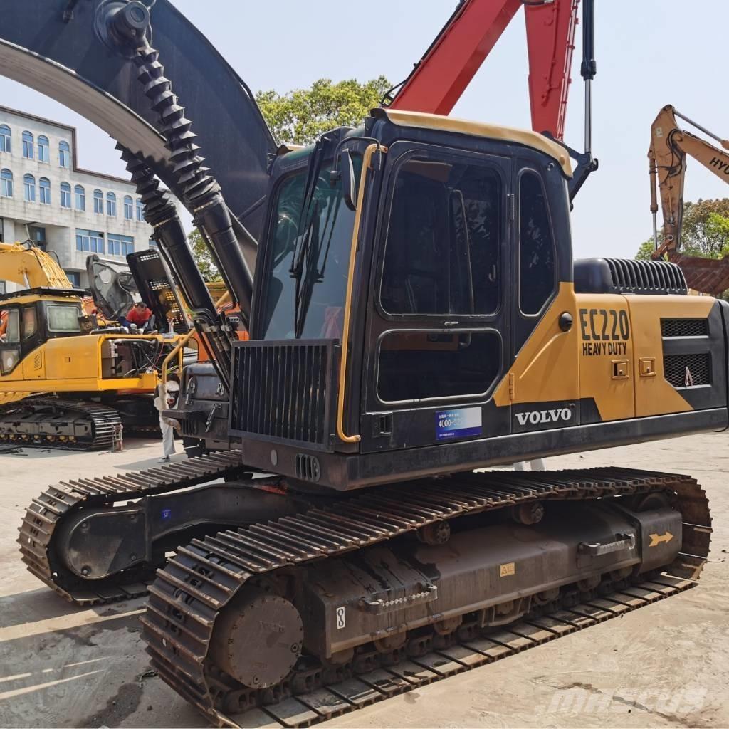 Volvo EC 220 Paletli ekskavatörler