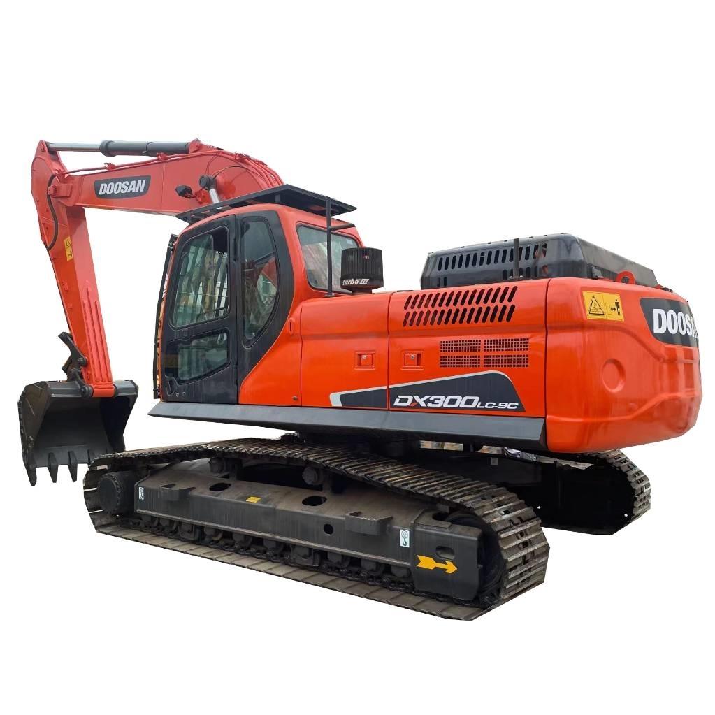 Doosan DX300 Paletli ekskavatörler