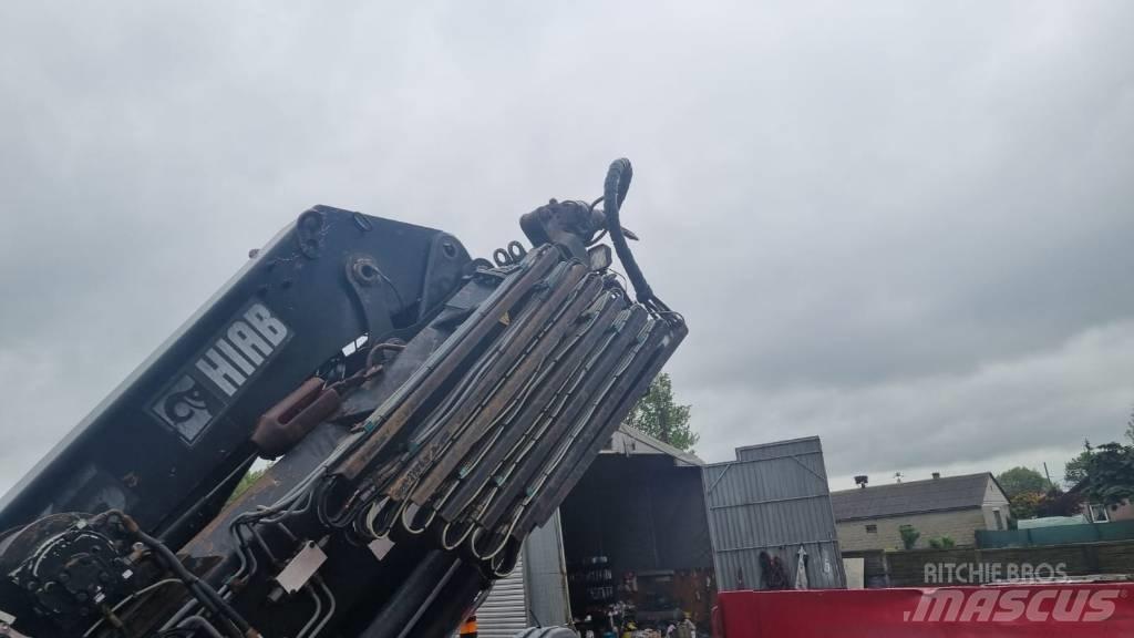 Volvo FH 460 8 x 4 Araç üzeri vinçler