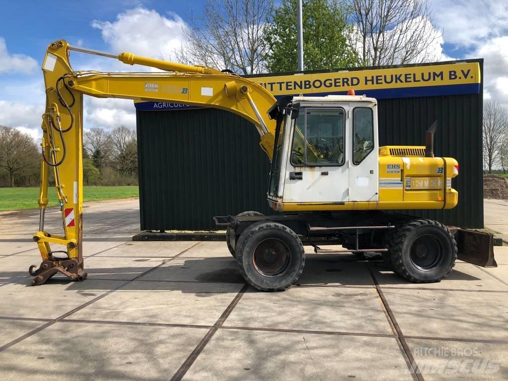 Etec 813B Lastik tekerli ekskavatörler