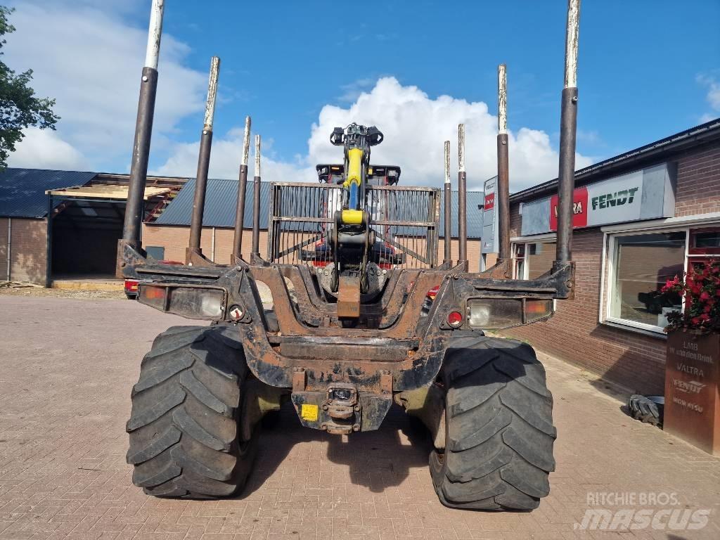 Komatsu 855 Tomruk yükleyici traktörler