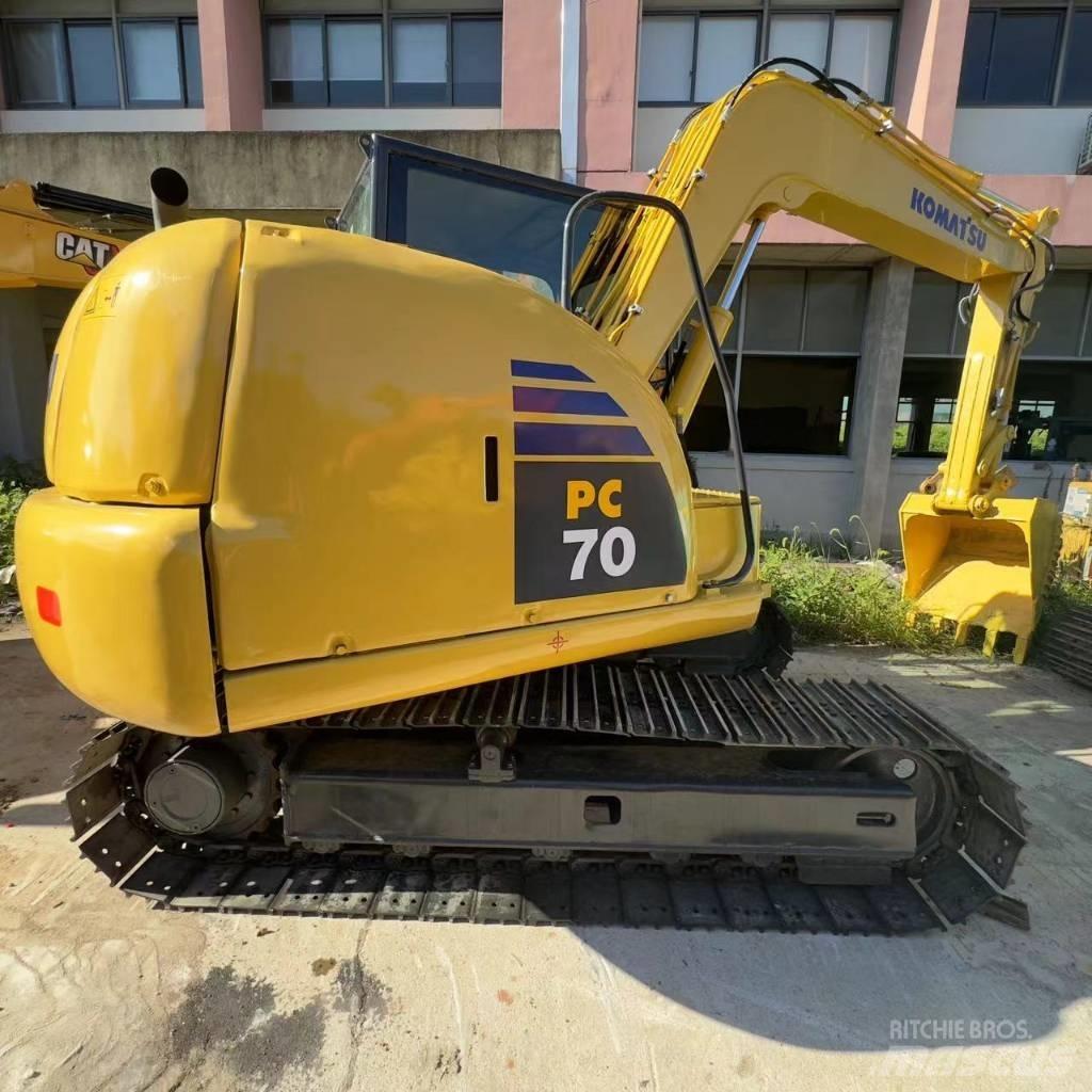 Komatsu PC 70 Paletli ekskavatörler