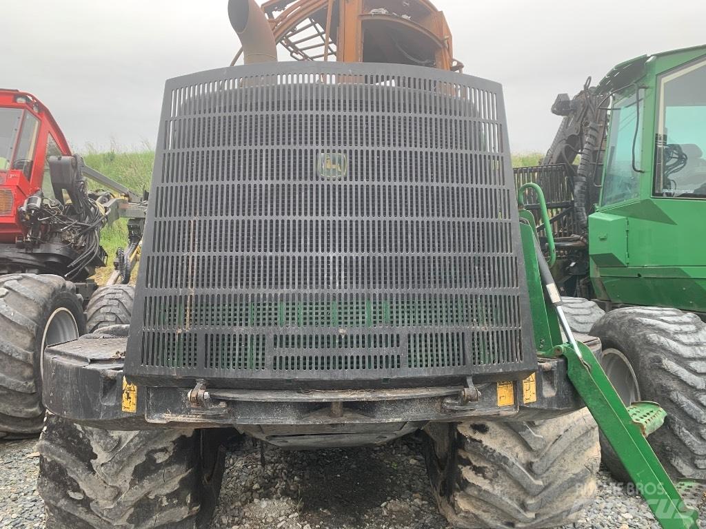 John Deere 1110 E Kabin