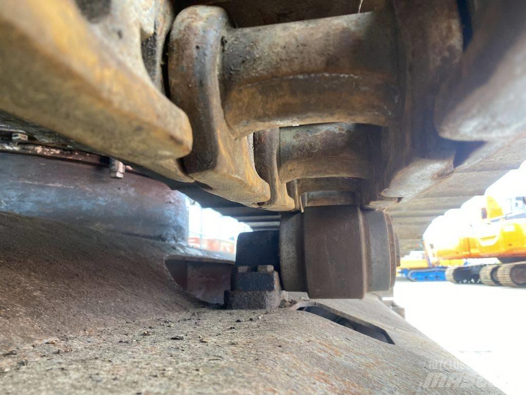 Hitachi EX 150 LC-5 Paletli ekskavatörler