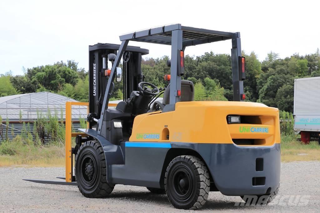  ユニキャリア YDN-D1F4A Dizel forkliftler