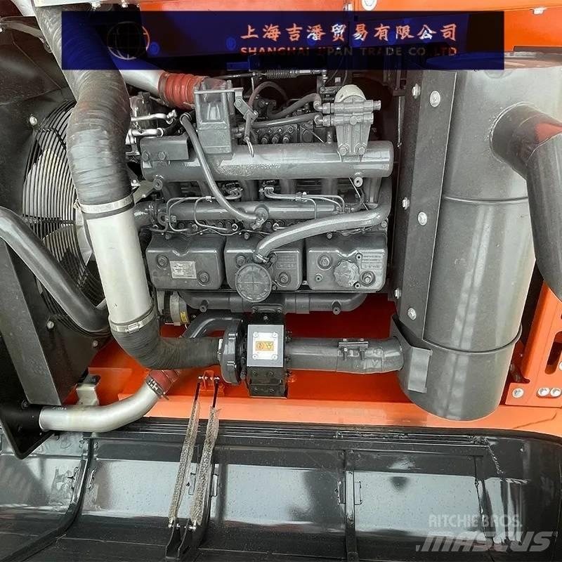 Doosan DX 225 Paletli ekskavatörler