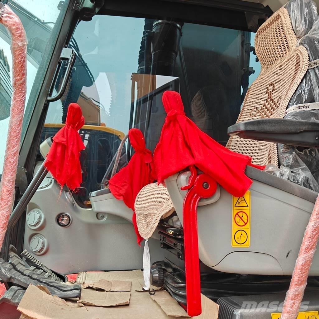 Volvo 220D Paletli ekskavatörler