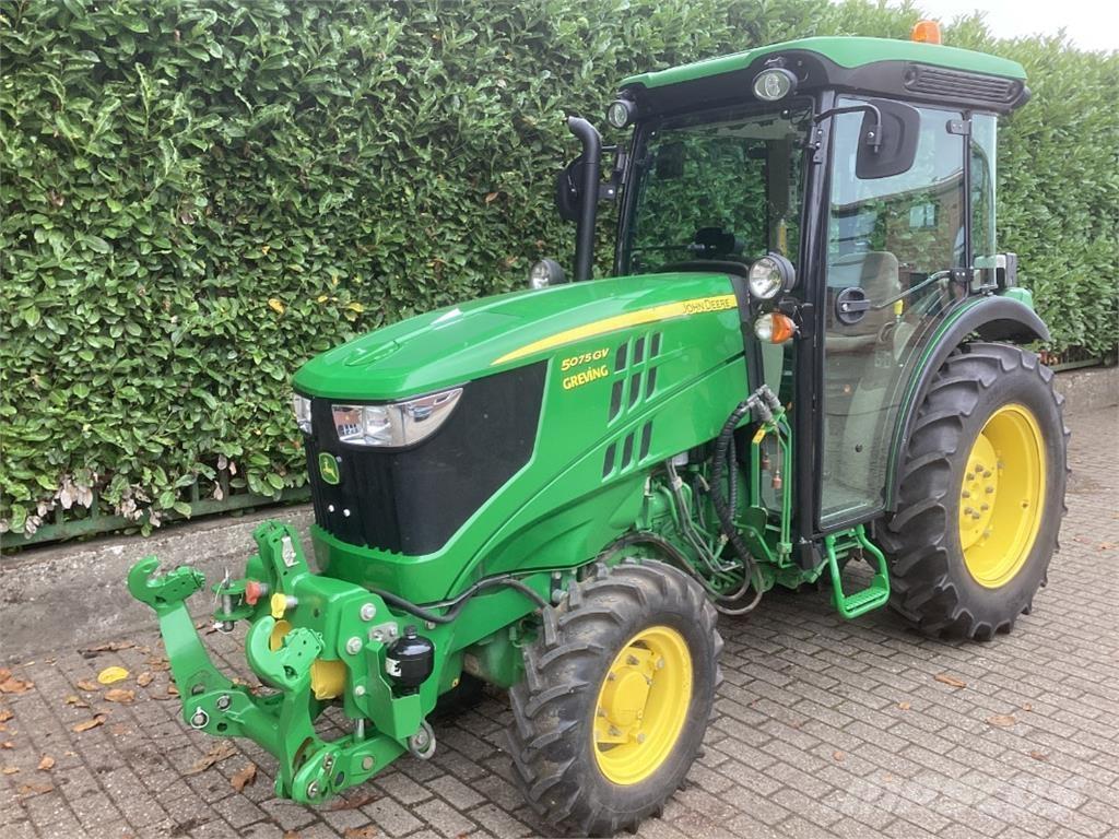 John Deere 5075GV Traktörler