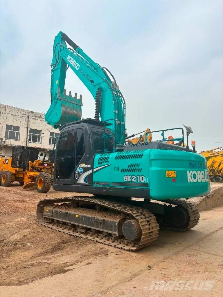 Kobelco SK 210 Paletli ekskavatörler