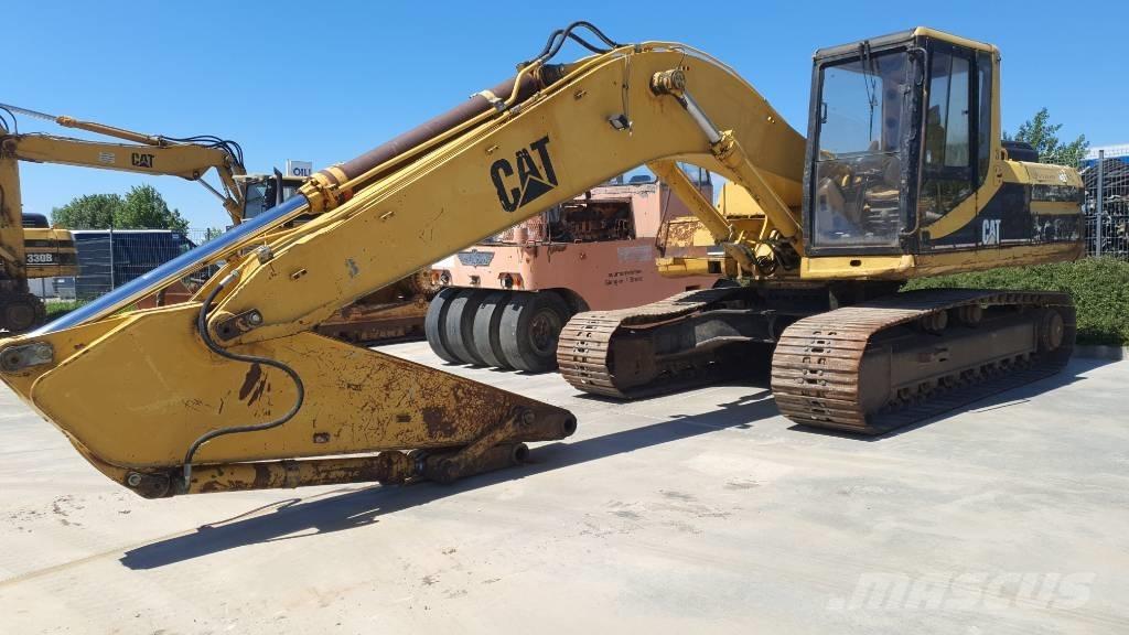 CAT 325 LN Paletli ekskavatörler
