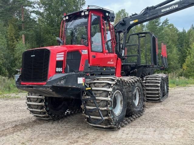 Komatsu 895 Tomruk yükleyici traktörler