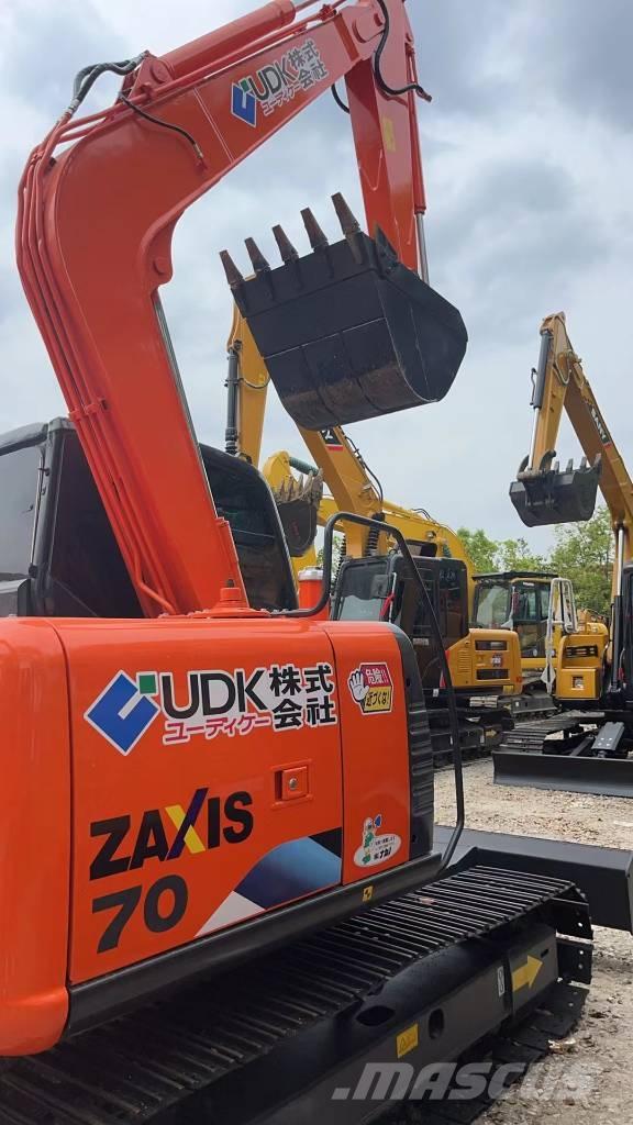 Hitachi ZX 70 Mini ekskavatörler, 7 tona dek